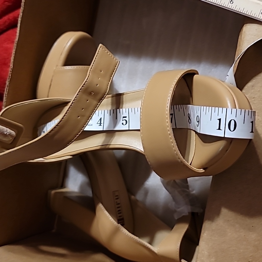 NEW not in original box IDIFU ANKLE BUCKLE SANDALS SIZE 9 - Picture 11 of 11